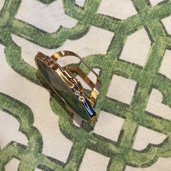 Luxurious Gold Compact mirror - Picture 4 of 5